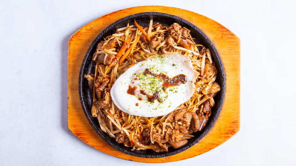 スタミナ焼きそば・焼きうどん